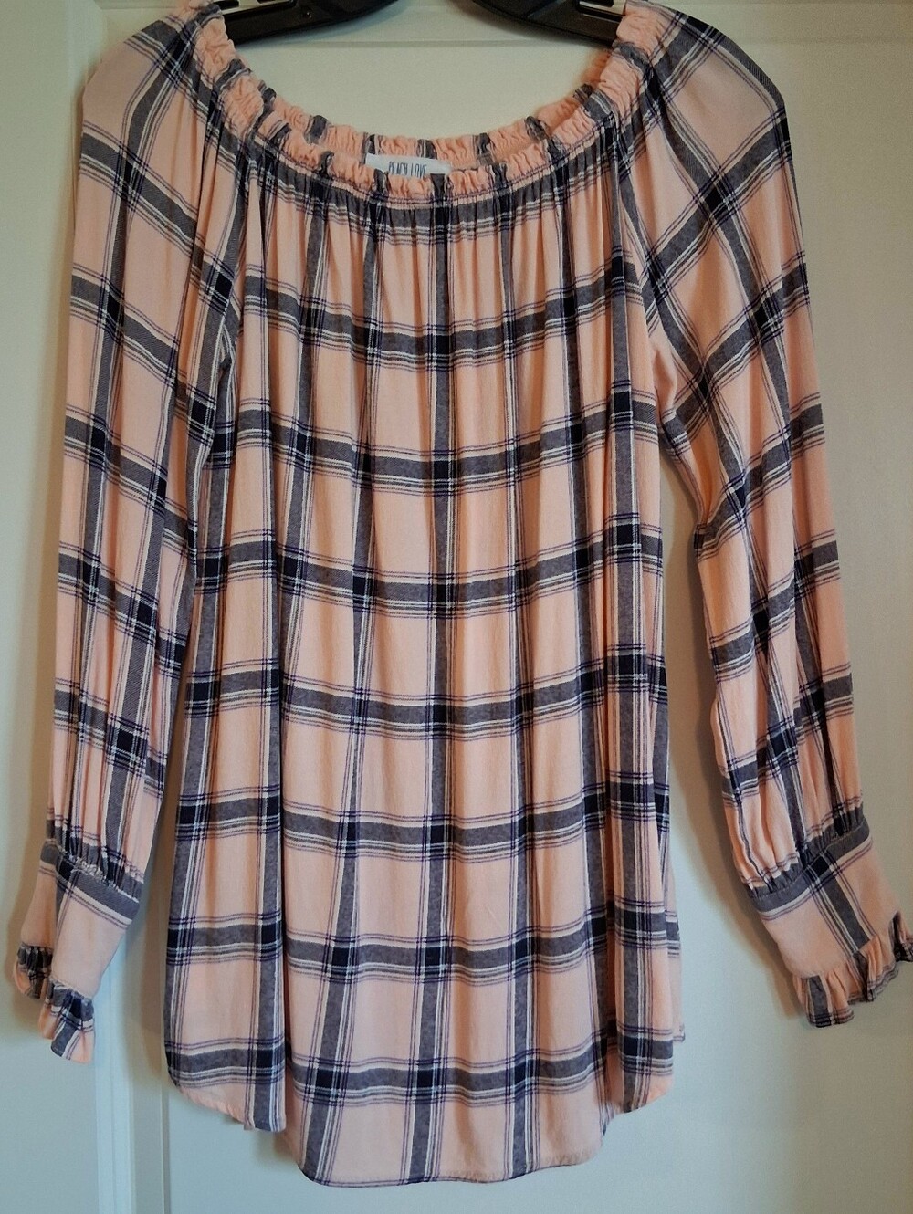 Women's "Peach Love" Long Sleeve Top/Blouse Size SMALL Peach & Navy